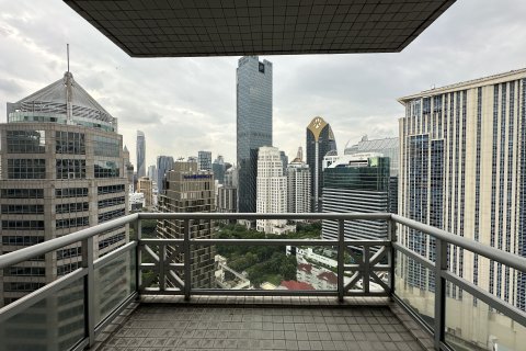 Кондоминиум с 3 спальнями в Патхум Ване, Бангкок, Таиланд № 150031 - фото 8