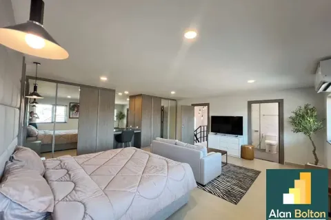 Casa de 4 dormitorios en Pattaya, Tailandia № 211439 - foto 7