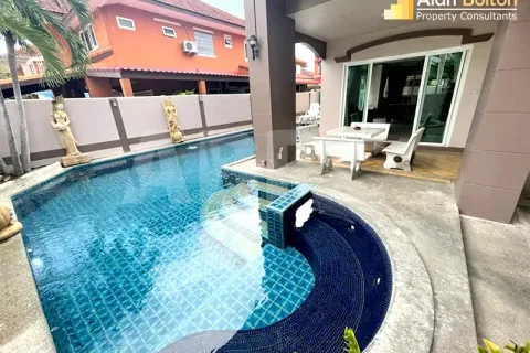 Casa de 5 dormitorios en Jomtien Beach, Pattaya, Tailandia № 211438 - foto 8