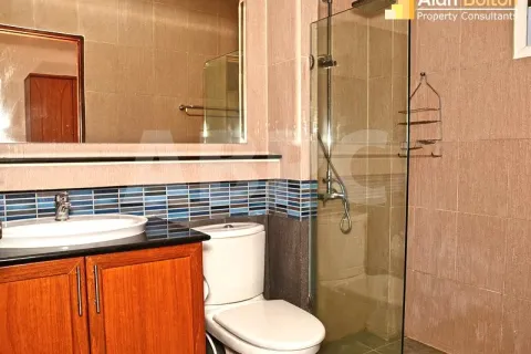 Casa de 5 dormitorios en Jomtien Beach, Pattaya, Tailandia № 211438 - foto 7