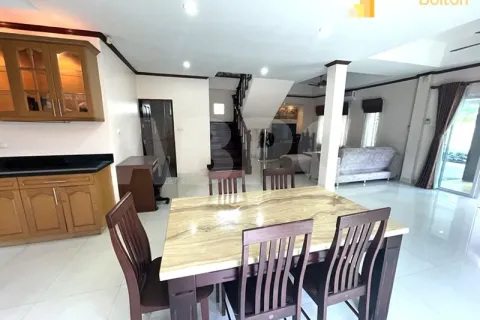 Casa de 5 dormitorios en Jomtien Beach, Pattaya, Tailandia № 211438 - foto 6