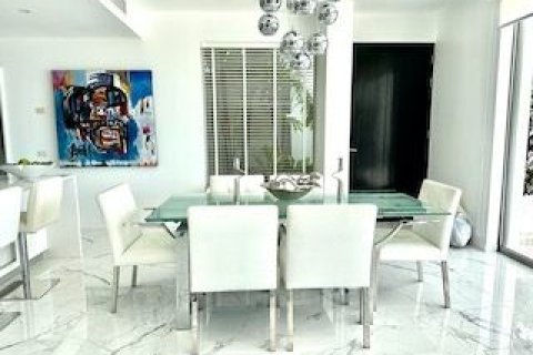 Кондоминиум с 2 спальнями в Кату, Таиланд № 171861 - фото 16