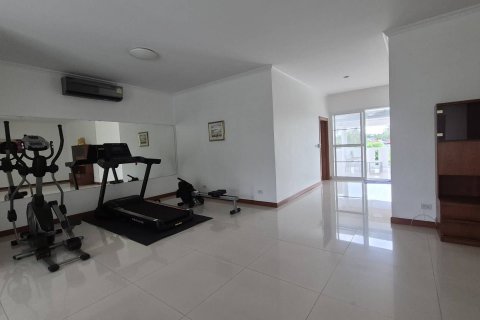 Villa in Pattaya, Thailand 5 bedrooms № 171858 - photo 25