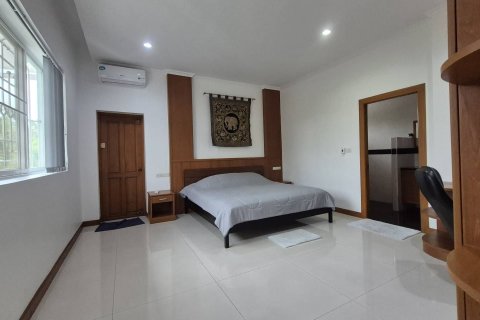 Villa in Pattaya, Thailand 5 bedrooms № 171858 - photo 24