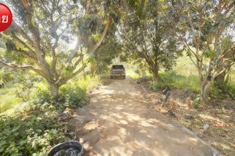 Terrain à Nonthaburi, Thaïlande 1364 m2 № 171857 - photo 2