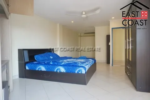Condominio de 2 dormitorios en Pattaya, Tailandia № 213282 - foto 5