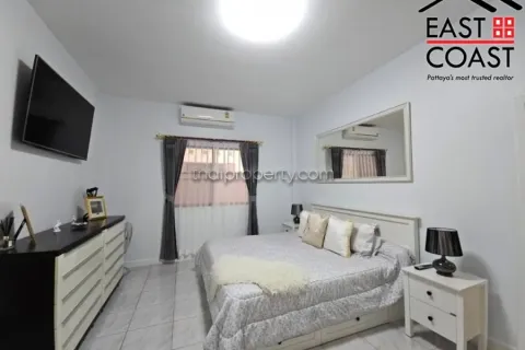 Casa de 3 dormitorios en Pattaya, Tailandia № 213277 - foto 15