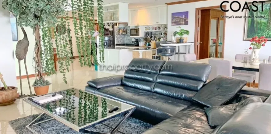 Condominio de 3 dormitorios en Pattaya, Tailandia № 213280