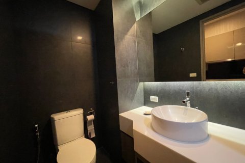 Студия в кондо в Клонг Тоэй, Бангкок, Таиланд № 156031 - фото 5