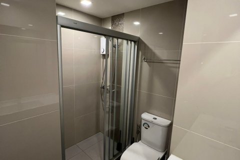 Студия в кондо в Кхлонг Сане, Бангкок, Таиланд № 156033 - фото 8