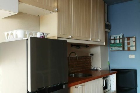 Studio in the Condo in Watthana, Bangkok, Thailand  № 161219 - photo 7