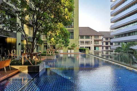 Studio in the Condo in Watthana, Bangkok, Thailand  № 161219 - photo 11