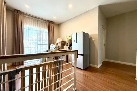 House in Pak Kret, Thailand 3 bedrooms № 159082 - photo 11