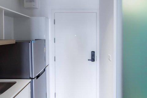 Studio in the Condo in Pathum Wan, Bangkok, Thailand № 159084 - photo 12