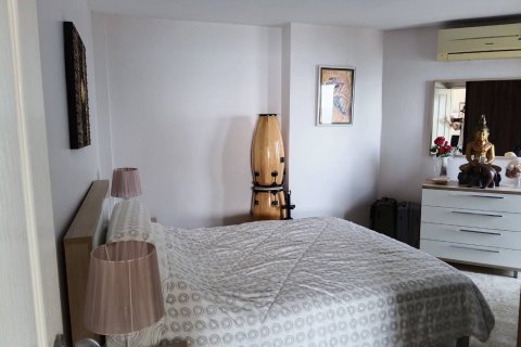 Condo in Cha-am, Thailand, 2 bedrooms № 159080 - photo 7