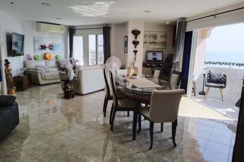 Condo in Cha-am, Thailand, 2 bedrooms № 159080 - photo 2
