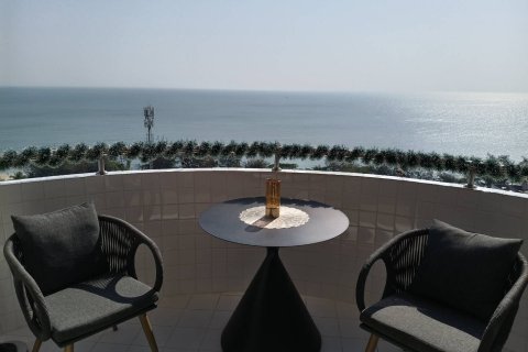 Condo in Cha-am, Thailand, 2 bedrooms № 159080 - photo 10