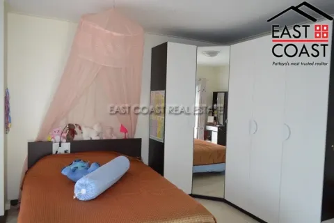 Casa de 4 dormitorios en Pattaya, Tailandia № 213941 - foto 30