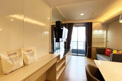 Condo in Khlong Toei, Bangkok, Thailand, 2 bedrooms  № 200939 - photo 8