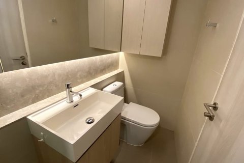 Condo in Khlong Toei, Bangkok, Thailand, 2 bedrooms  № 200939 - photo 3