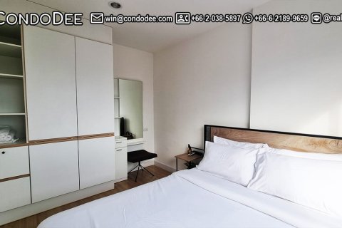 Condo in Khlong Toei, Bangkok, Thailand, 1 bedroom  № 200944 - photo 3