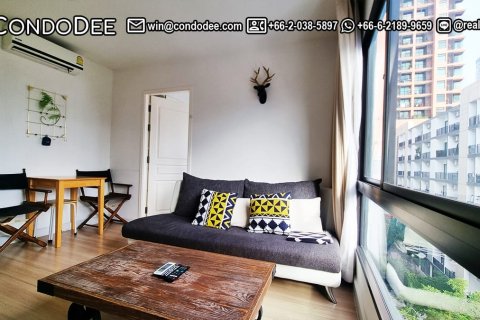 Condo in Khlong Toei, Bangkok, Thailand, 1 bedroom  № 200944 - photo 6