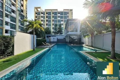 สตูดิโอในคอนโดมิเนียมในจอมเทียน, พัทยา, ประเทศไทย № 210464 - รูปถ่าย 1