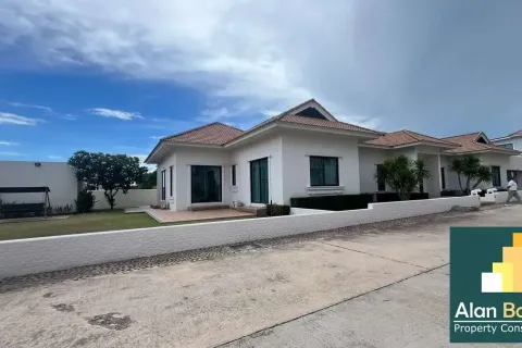 บ้านในพัทยา, ประเทศไทย 4 ห้องนอน № 210467 - รูปถ่าย 3