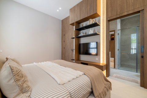 Villa à Pattaya, Thaïlande 4 chambres № 170097 - photo 12