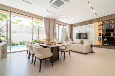 Villa à Pattaya, Thaïlande 4 chambres № 170097 - photo 8