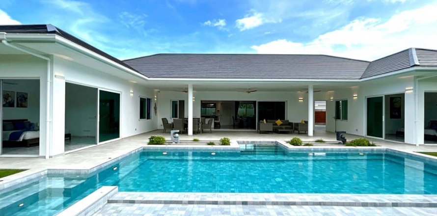 Вилла в Хуа Хине, Таиланд с 3 спальнями  № 114578