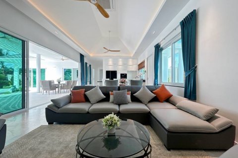 Вилла в Хуа Хине, Таиланд с 3 спальнями  № 114578 - фото 8