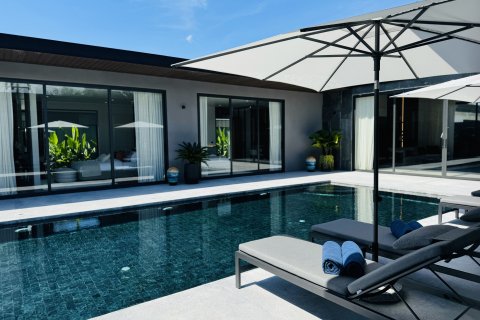 Villa in Phuket, Thailand 3 bedrooms № 153345 - photo 4