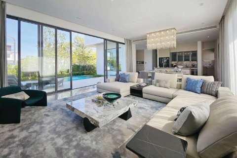 Дом в Паттайе, Таиланд с 8 спальнями  № 171146 - фото 3