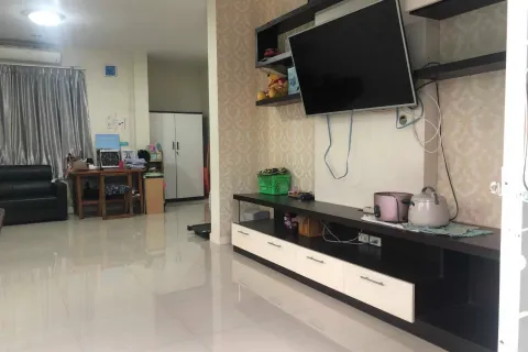 Maison à Nakhon Ratchasima, Thaïlande 5 chambres № 171148 - photo 2