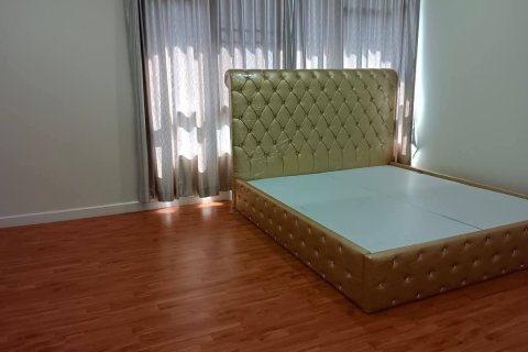 Maison à Nakhon Ratchasima, Thaïlande 5 chambres № 171148 - photo 6