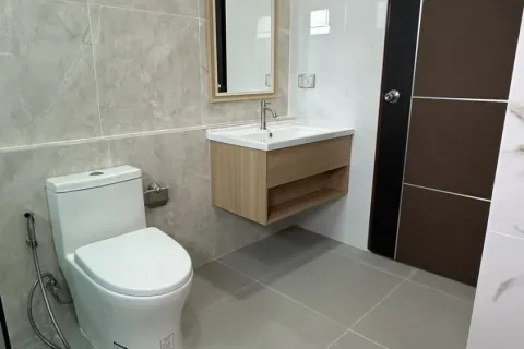 House in Pattaya, Thailand 3 bedrooms № 171143 - photo 4