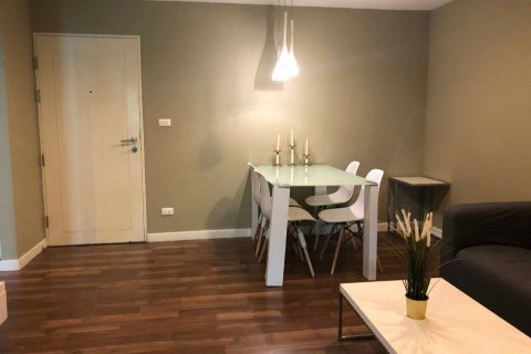 Condo in Watthana, Bangkok, Thailand, 2 bedrooms  № 138960 - photo 4