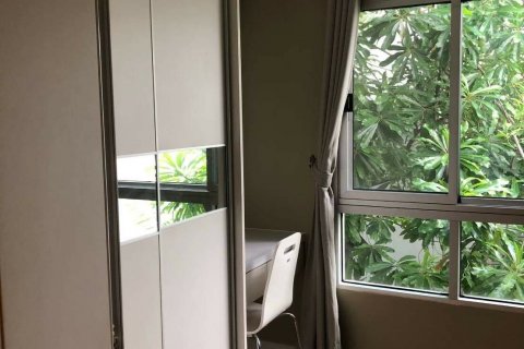 Condo in Watthana, Bangkok, Thailand, 2 bedrooms  № 138960 - photo 10