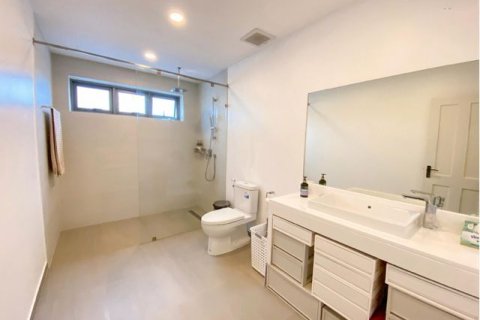 Villa in Phuket, Thailand 3 bedrooms № 159496 - photo 7
