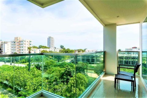 Кондоминиум с 3 спальнями в Хуа Хине, Таиланд № 159498 - фото 9