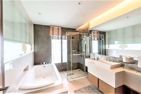 Кондоминиум с 3 спальнями в Хуа Хине, Таиланд № 159498 - фото 17