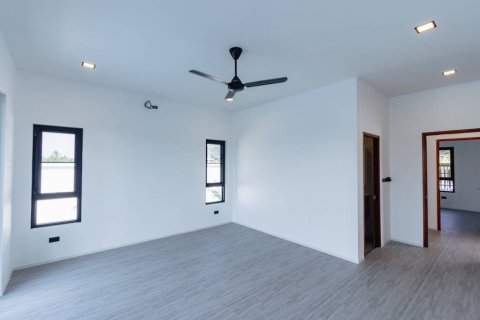 Villa in Pran Buri, Thailand 2 bedrooms № 154516 - photo 10