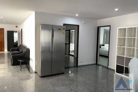 Condominio de 3 dormitorios en Watthana, Bangkok, Tailandia № 214306 - foto 8