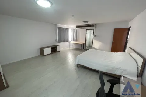 Condominio de 3 dormitorios en Watthana, Bangkok, Tailandia № 214306 - foto 17