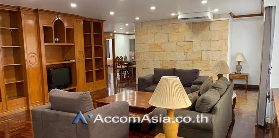 Condominio de 3 dormitorios en Watthana, Bangkok, Tailandia № 214307