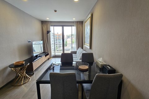 Condo à Bang Rak, Bangkok, Thaïlande, 2 chambres  № 201111 - photo 4