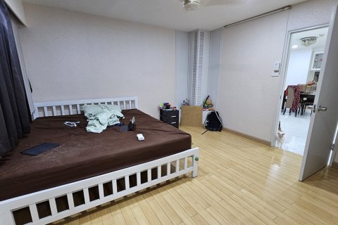 Condo à Watthana, Bangkok, Thaïlande, 3 chambres № 201113 - photo 5