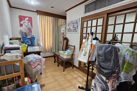 Condo à Watthana, Bangkok, Thaïlande, 3 chambres № 201112 - photo 14