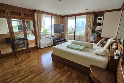 Condo à Watthana, Bangkok, Thaïlande, 3 chambres № 201112 - photo 13